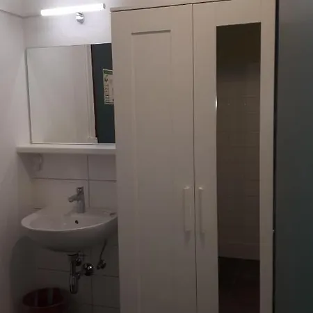 جوجيندهيربيرغ - شباب يوث * إنسبروك