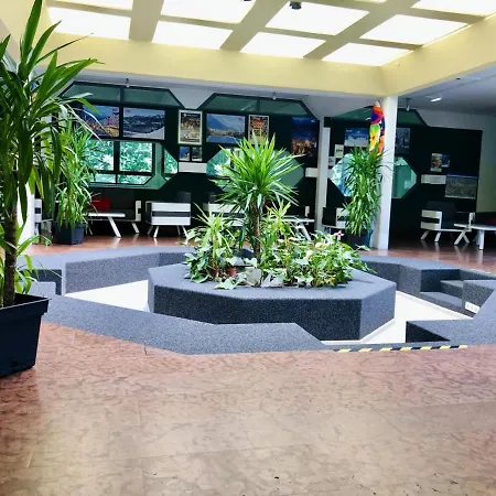 جوجيندهيربيرغ - شباب يوث بيت شباب إنسبروك