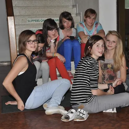 - Youth Хостел